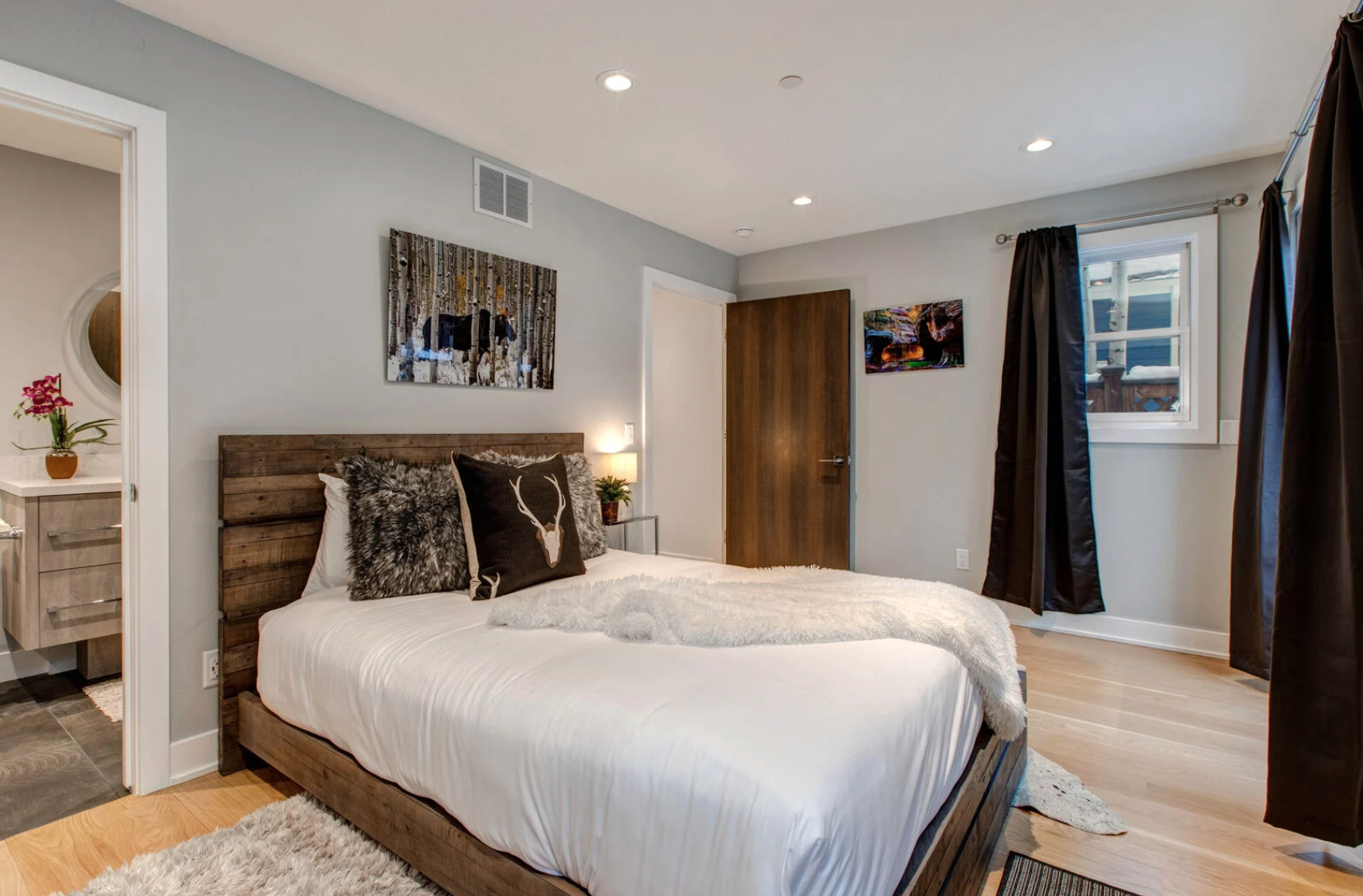 Old Town Home - Image 12